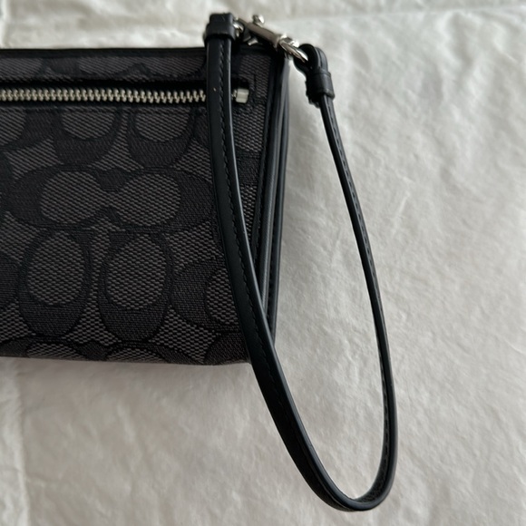 COACH wallet black logo - Picture 3 of 7